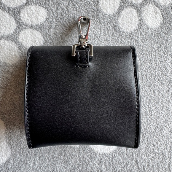 Calvin Klein AirPods Case w/ Clip - Picture 7 of 10